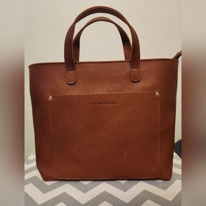 Portland leather medium zip honey crossbody